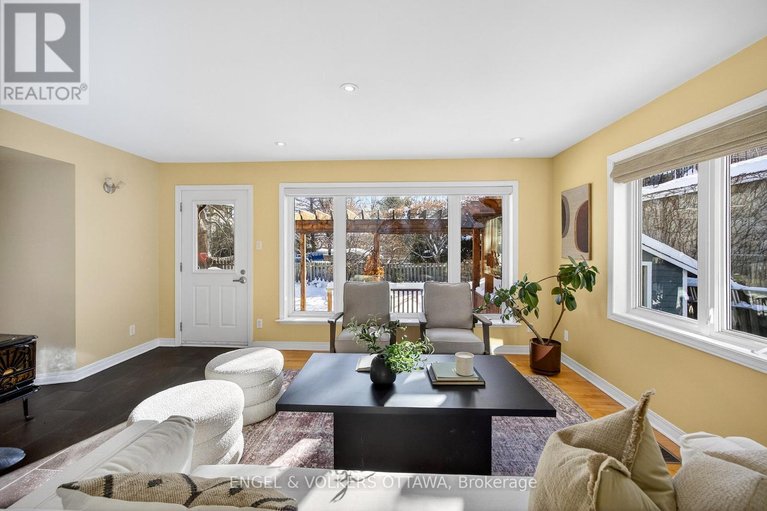 29586145/66-aylmer-avenue/old-ottawa-south/ottawa/ontario/K1S2X3_16