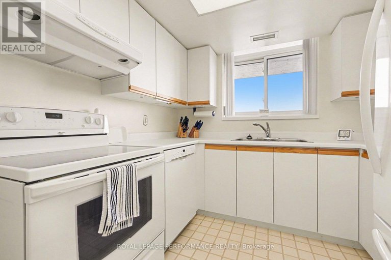 29403240/1207-1705-playfair-drive/playfair-park/ottawa/ontario/K1H8P6_10