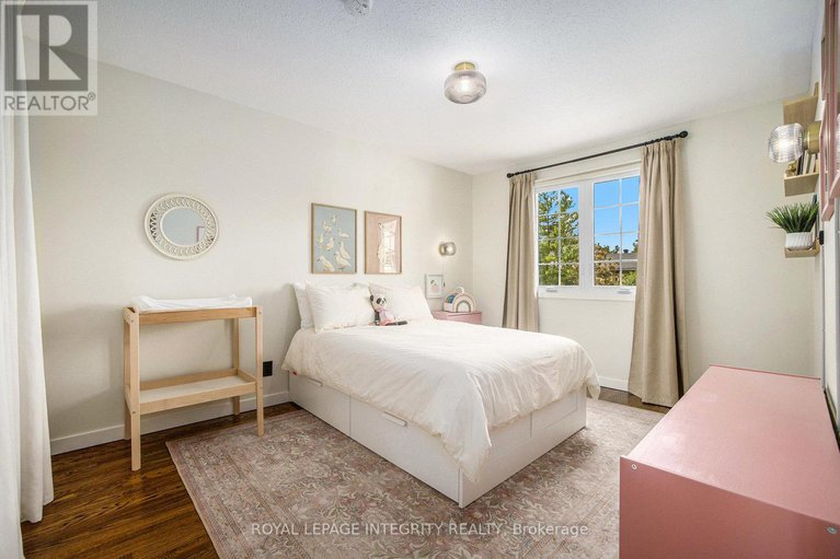 28641296/135-monterey-drive/leslie-park/ottawa/ontario/K2H7A9_19