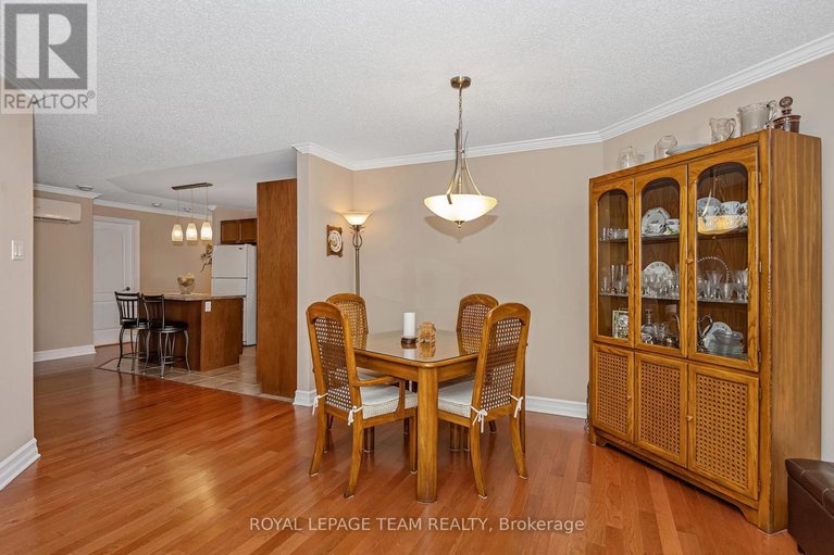28708975/202-2-warner-street/village-of-russell/russell/ontario/K4R0B4_16