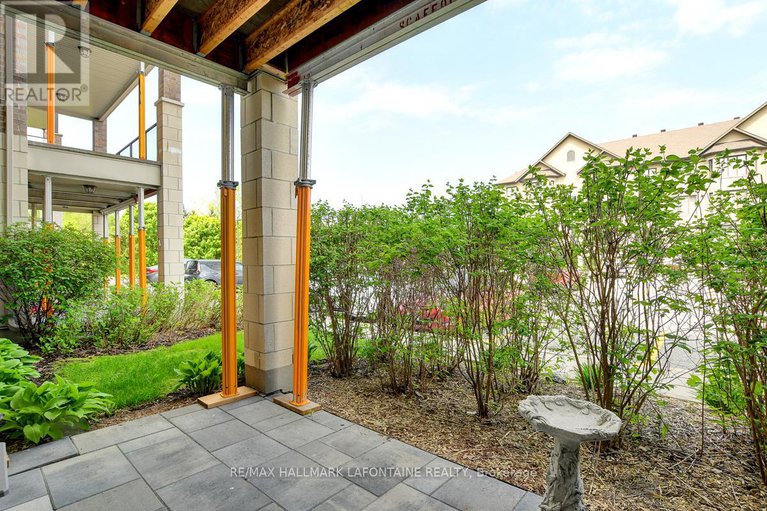 28124719/114-120-prestige-circle/chatelaine-village/ottawa/ontario/K4A1B4_32