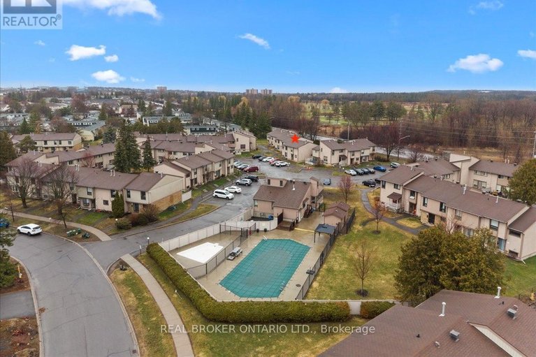 29616177/2049-stonehenge-crescent/pineview/ottawa/ontario/K1B4N7_41