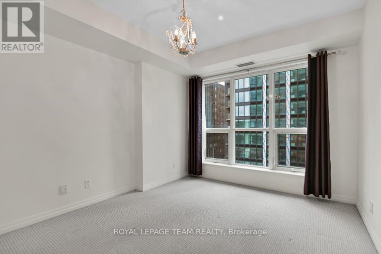 29353562/703-242-rideau-street/sandy-hill/ottawa/ontario/K1N0B7_17