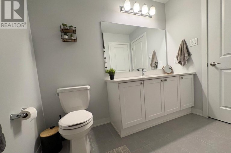 29263044/617-quilter-row/goulbourn-twp-from-franktown-rdsouth-to-rideau/ottawa/ontario/K0A2Z0_17