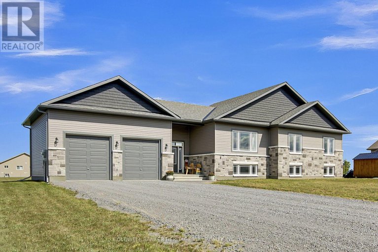 29034500/218-owen-lucas-street/mcnabbraeside-twps/mcnabbraeside/ontario/K7S3G8_3