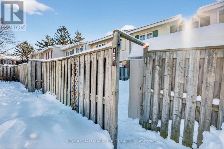 29361218/111-1061-meadowlands-drive/carleton-square/ottawa/ontario/K2C0K5_47