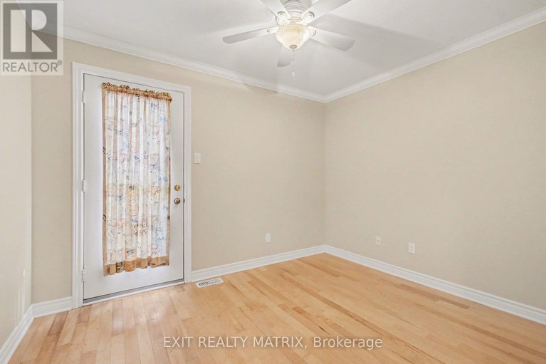 29383729/103-856-notre-dame-street/embrun/russell/ontario/K0A1W0_12