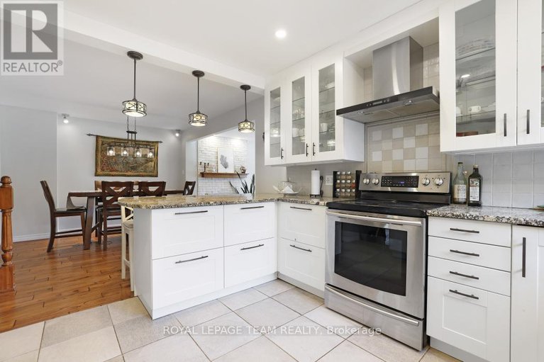 28576790/807-maplecrest-avenue/mckellar-heightsglabar-park/ottawa/ontario/K2A2Z7_15
