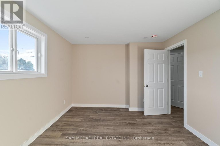 28972979/2709-laurier-street/town-of-rockland/clarence-rockland/ontario/K4K1A3_18