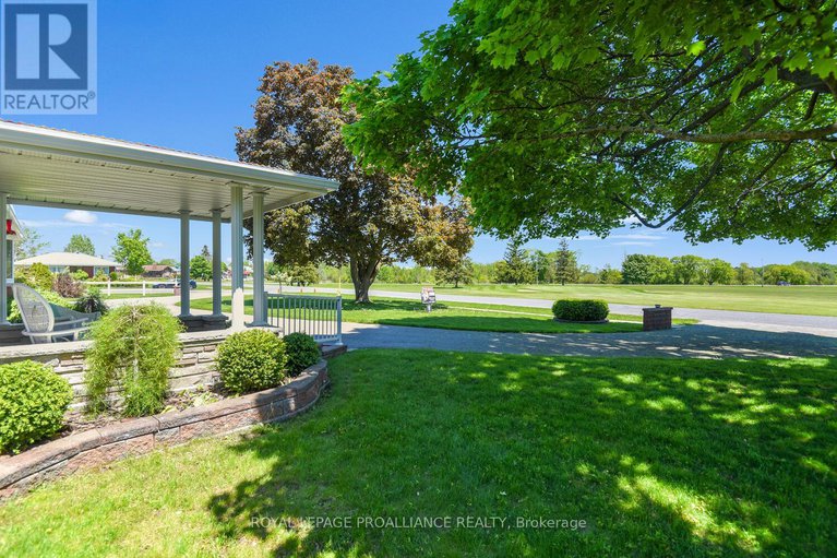 27946530/26-lakeview-drive/iroquois/south-dundas/ontario/K0E1K0_36