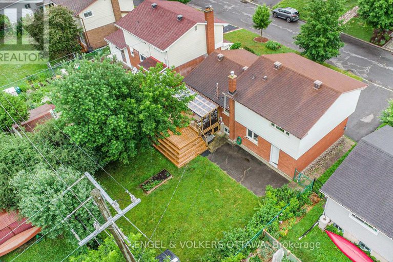 28574224/1841-lorraine-avenue/urbandale-acres/ottawa/ontario/K1H6Z7_32