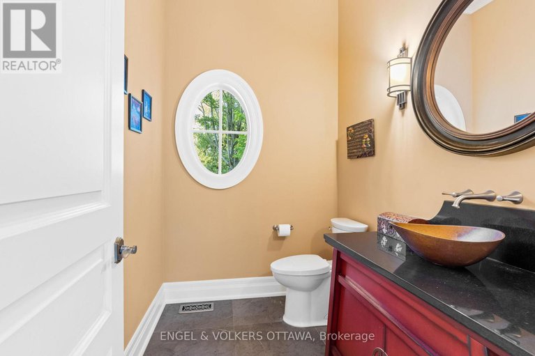 28341949/1408-blackhorse-court/manotick-east-to-manotick-station/ottawa/ontario/K4M0A6_19