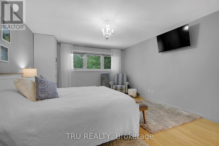 28334651/36-varley-drive/beaverbrook/ottawa/ontario/K2K1G2_25