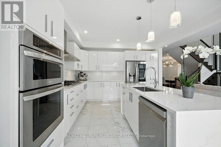 28971095/72-big-dipper-street/riverside-southgloucester-glen/ottawa/ontario/K4M0L8_2