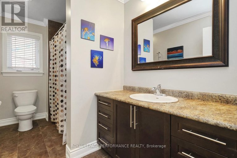 29425291/257-currell-avenue/westborohampton-park/ottawa/ontario/K1Z7J5_17