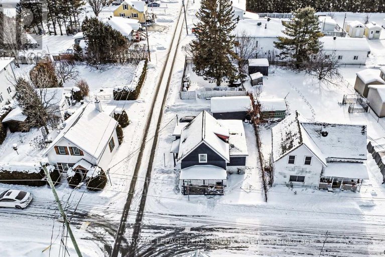 29233003/1069-alma-street/town-of-rockland/clarence-rockland/ontario/K4K1E4_20