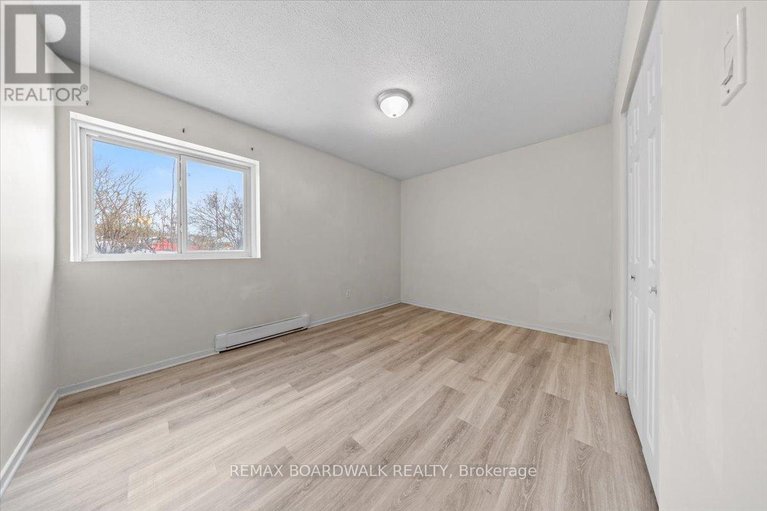 29564229/108a-2044-arrowsmith-drive/beacon-hill-south/ottawa/ontario/K1J7V8_19