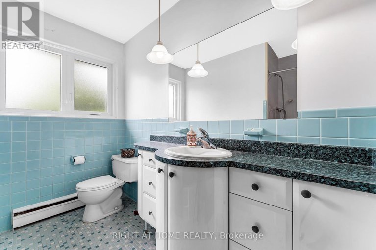 28318224/1770-chene-street/town-of-rockland/clarence-rockland/ontario/K4K1L4_15