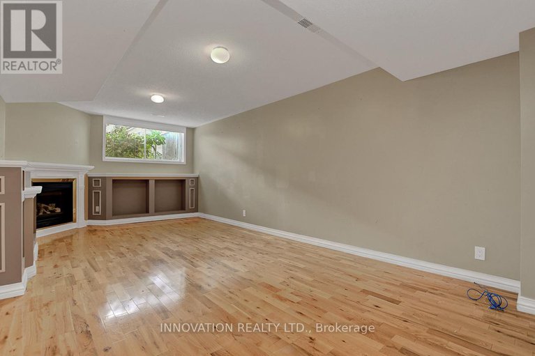 28994209/5-ipswich-terrace/morgans-grantsouth-march/ottawa/ontario/K2K3K4_17