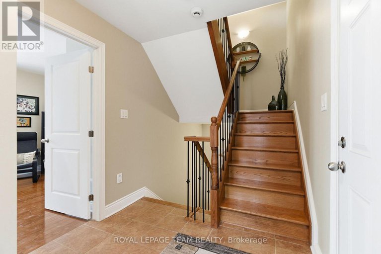 29235397/3362-carling-avenue/crystal-beach/ottawa/ontario/K2H0A7_8