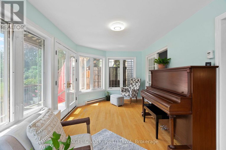 28607993/30-belmont-avenue/old-ottawa-southrideau-gardens/ottawa/ontario/K1S0V1_16