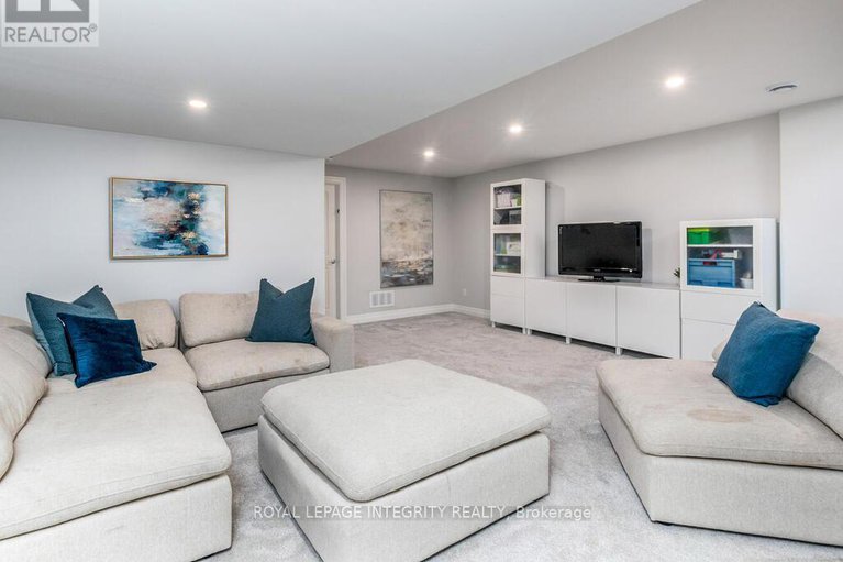 28652256/333-proud-walk-street/stittsville-south/ottawa/ontario/K2S2L8_27
