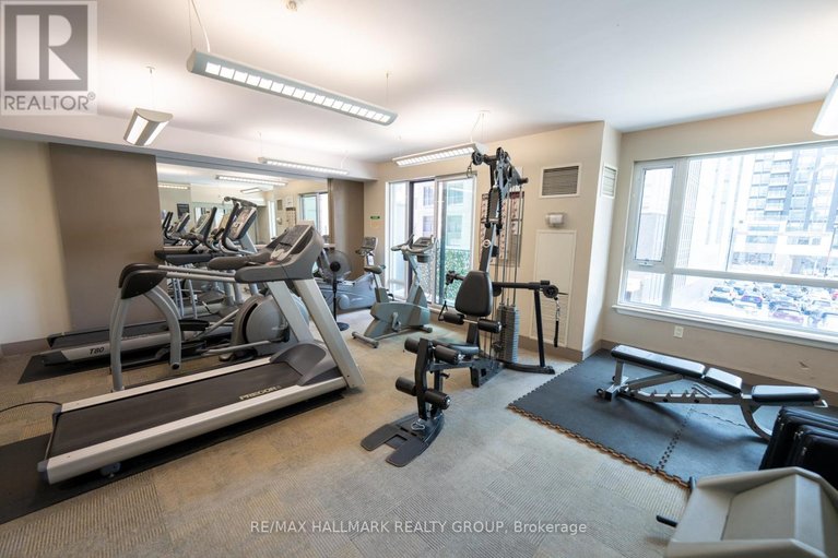 29642521/1007-200-besserer-street/sandy-hill/ottawa/ontario/K1N0A7_26