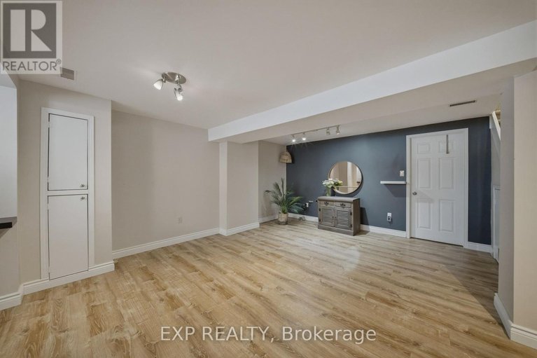 29539307/1832-loranger-court/chapel-hill/ottawa/ontario/K1C7H6_29