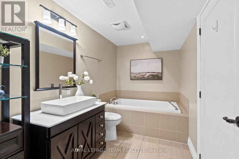 28682471/5811-longhearth-way/manotick-east-to-manotick-station/ottawa/ontario/K4M1M2_37