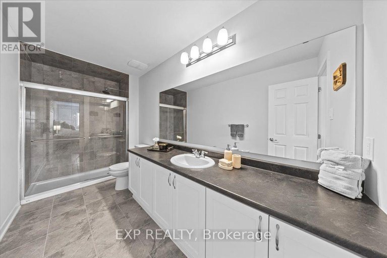 29305395/307-686-quilter-row/goulbourn-twp-from-franktown-rdsouth-to-rideau/ottawa/ontario/K0A2Z0_27