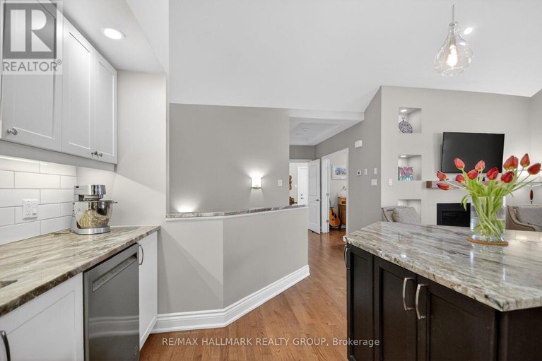 29641179/131-rivington-street/carp/ottawa/ontario/K0A1L0_23