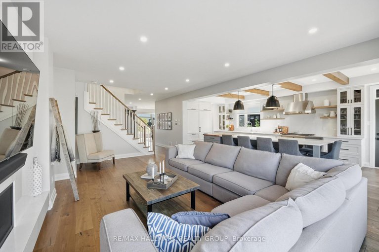 29074044/120-des-tournesols-court/mer-bleuebradley-estatesanderson-park/ottawa/ontario/K1W0J2_18