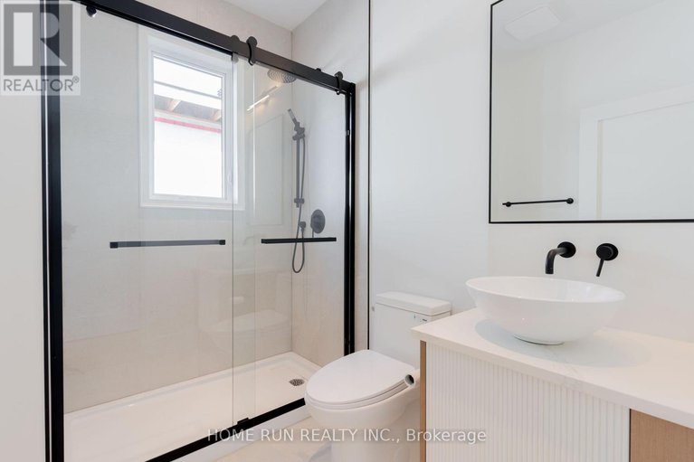 29004888/2239-page-road/chapel-hill/ottawa/ontario/K1C7K5_25