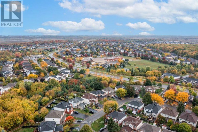28971339/4434-rainforest-drive/riverside-southgloucester-glen/ottawa/ontario/K1V1L6_29