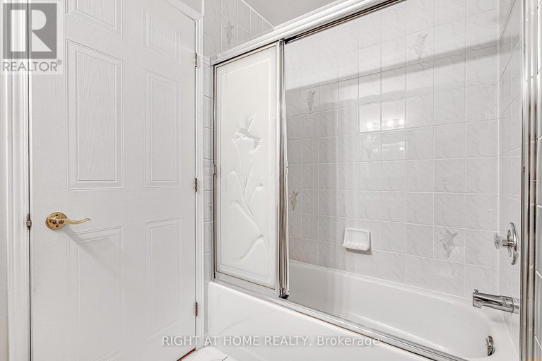 28280070/1179-whiterock-street/carson-grove/ottawa/ontario/K1J1B2_29
