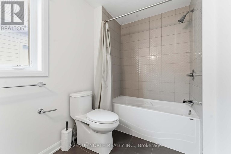 29517312/2082-caltra-crescent/half-moon-bay/ottawa/ontario/K2J6V4_23