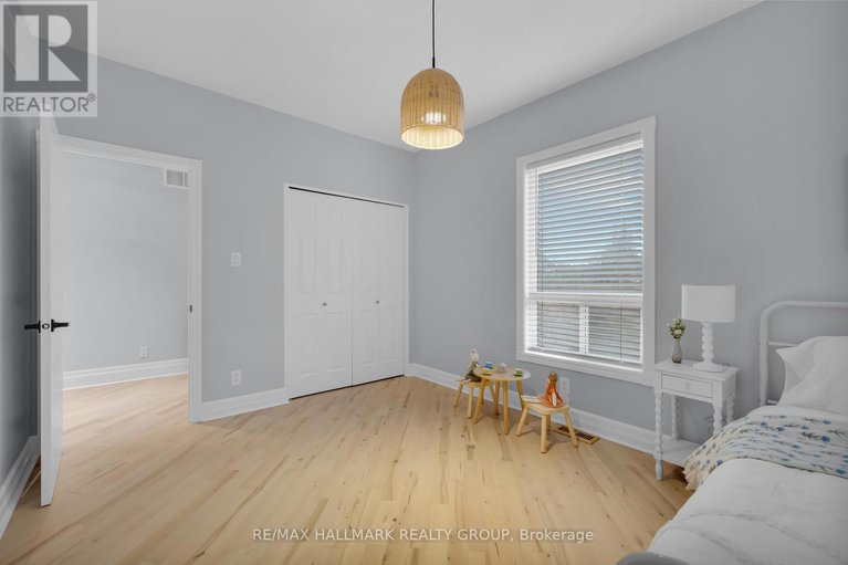 29138098/7-bachman-terrace/katimavik/ottawa/ontario/K2L1W2_30