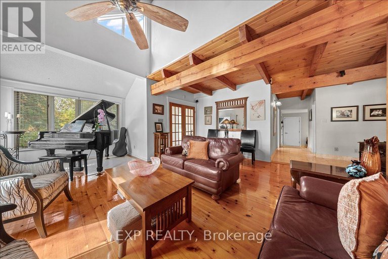 28972716/182-spruce-ridge-road/huntley-ward-south-west/ottawa/ontario/K0A1L0_5