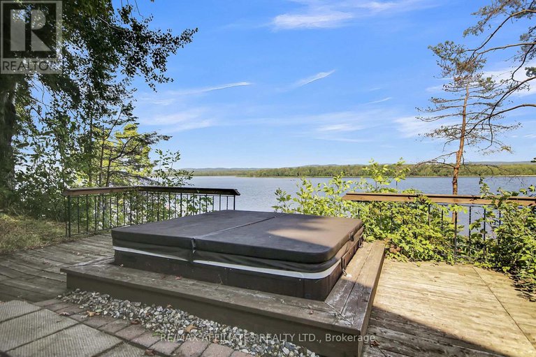 28898868/300-riverwood-drive/woodlawnmaclarens-landingkilmaurs/ottawa/ontario/K0A3M0_4