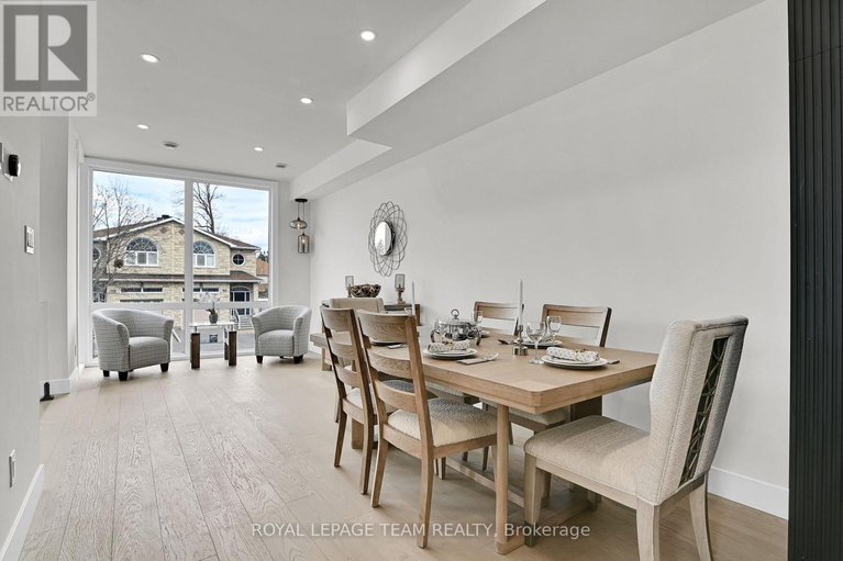 29076233/826-alpine-avenue/queensway-terrace-north/ottawa/ontario/K2B5R6_8