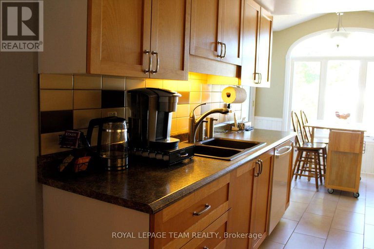 28874350/19-locheland-crescent/barrhaven-east/ottawa/ontario/K2G6H2_10