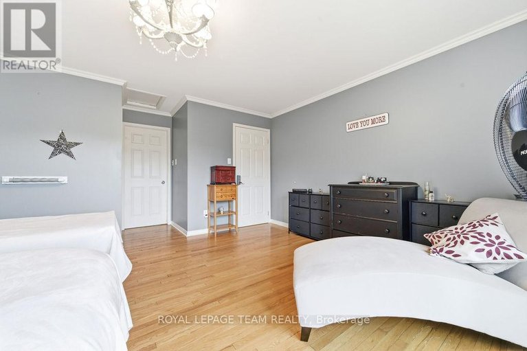 29617709/5195-mcdonalds-corners-road/lanark-highlands-dalhousie-twp/lanark-highlands/ontario/K0G1M0_44