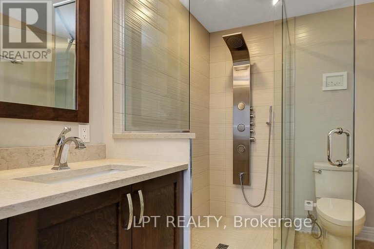 29614830/176-lanark-avenue/westboro-north/ottawa/ontario/K1Z1E5_37