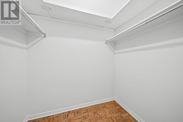 29675645/301-320-crichton-street-n/lindenlea/ottawa/ontario/K1M1W5_31