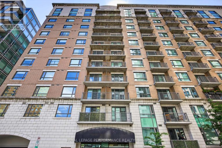 28676641/103-200-besserer-street/sandy-hill/ottawa/ontario/K1N0A7_1