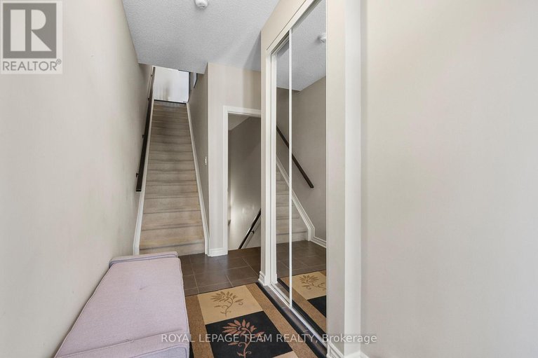28643130/220-pembina-private/riverside-southgloucester-glen/ottawa/ontario/K4M0G7_3