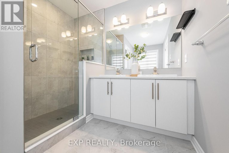 29359980/676-fisher-street/north-grenville-twp-kemptville-south/north-grenville/ontario/K0G1J0_28