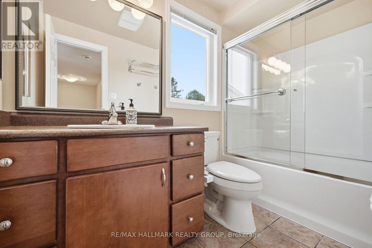 29349074/6066-meadowhill-crescent/chapel-hill/ottawa/ontario/K1C5R9_28