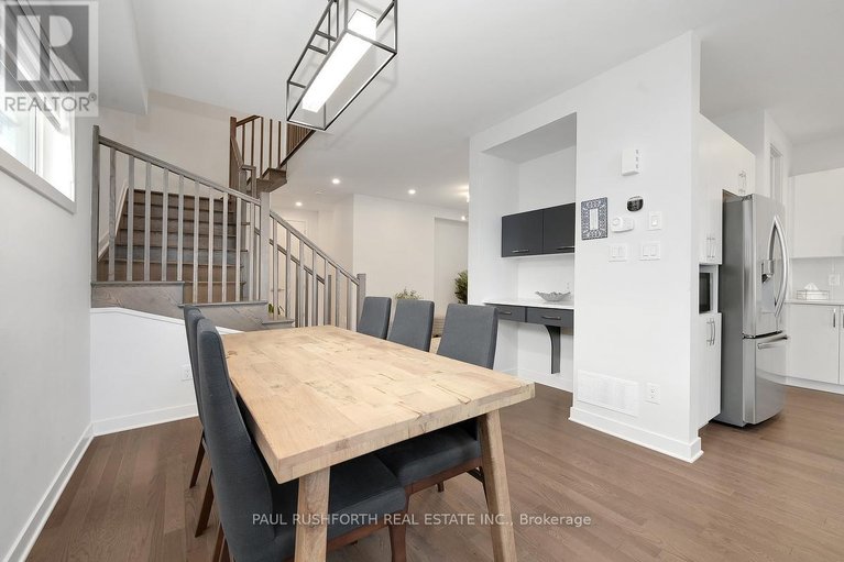 29667355/6483-renaud-road/mer-bleuebradley-estatesanderson-park/ottawa/ontario/K1W0R8_10