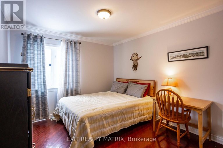 29607384/2468-gagne-road/clarencerockland-twp/clarence-rockland/ontario/K0A2A0_21